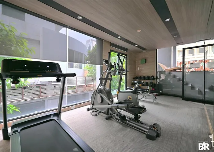 Asoke Bts Gympool Netflix 40sq 1living1bed Bathtub Lejlighed *