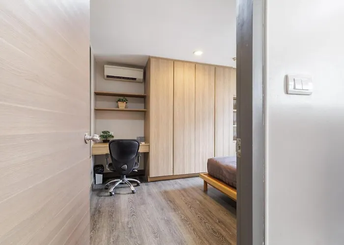 Lejlighed Asoke Bts Gympool Netflix 40sq 1living1bed Bathtub *