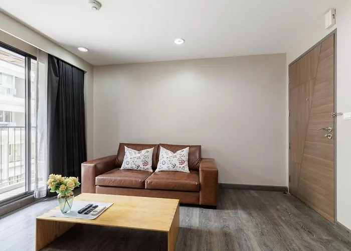 Asoke Bts Gympool Netflix 40sq 1living1bed Bathtub *