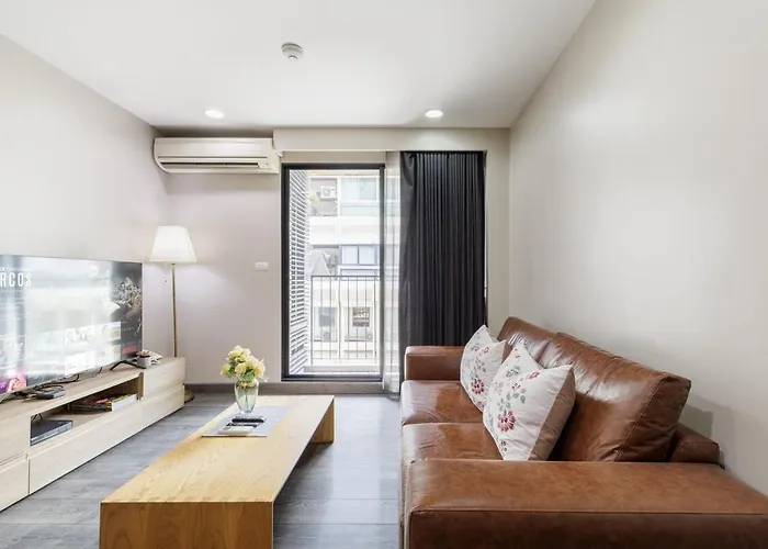 Asoke Bts Gympool Netflix 40sq 1living1bed Bathtub