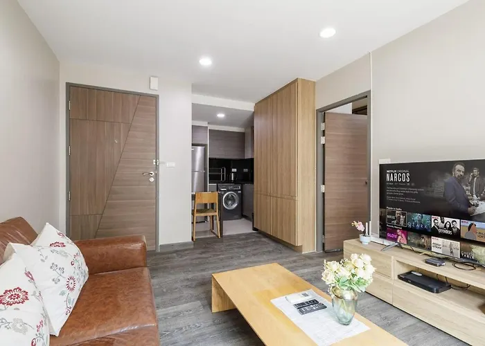 Lejlighed Asoke Bts Gympool Netflix 40sq 1living1bed Bathtub