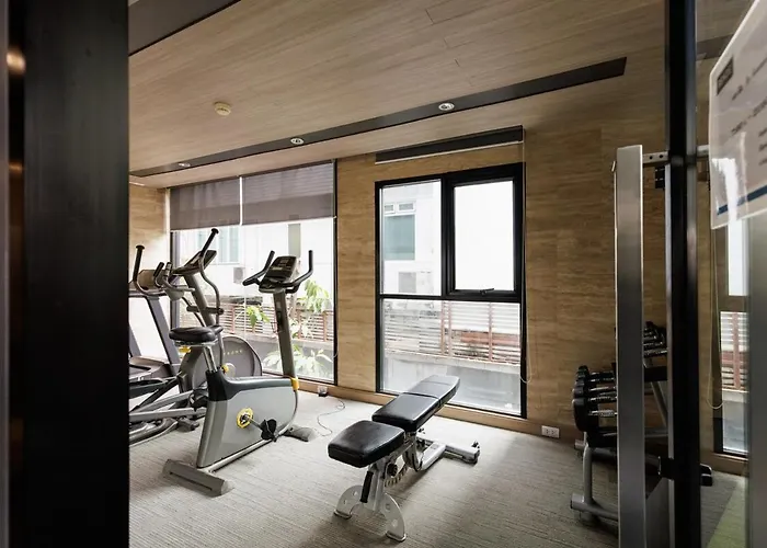 Asoke Bts Gympool Netflix 40sq 1living1bed Bathtub * Bangkok