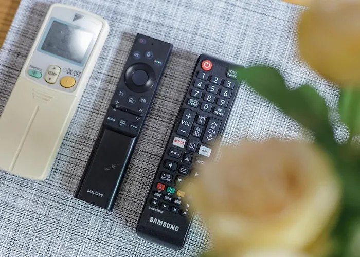 Lejlighed Asoke Bts Gympool Netflix 40sq 1living1bed Bathtub Bangkok